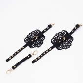 Черный фигурные оковы с золотистой фурнитурой - Crazy Handmade - купить с доставкой в Саранске