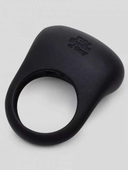 Черное эрекционное виброкольцо Sensation Rechargeable Vibrating Love Ring - Fifty Shades of Grey - в Саранске купить с доставкой